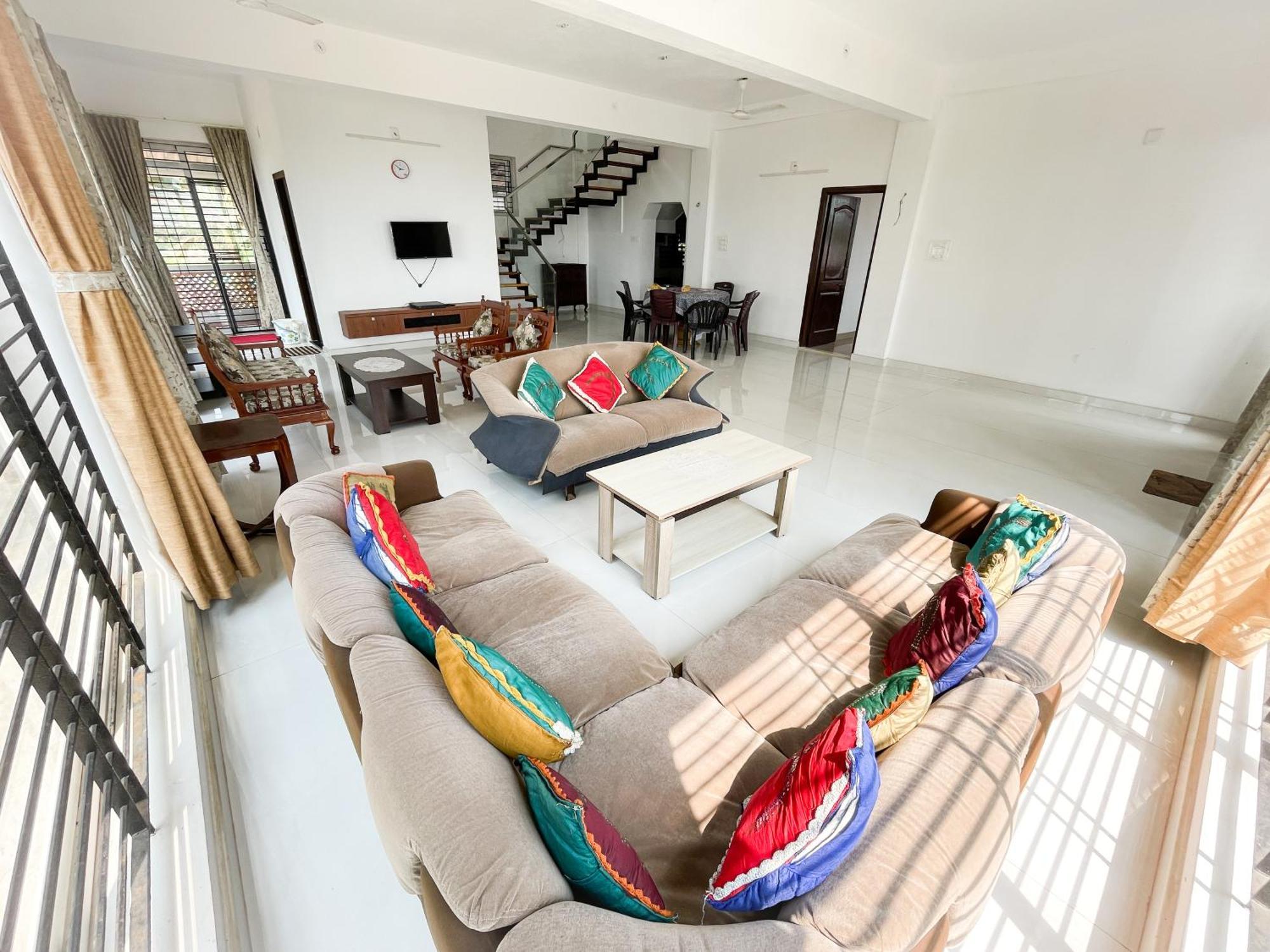Gintara Beach Homestay By Evaddo Kalyānpur Eksteriør billede