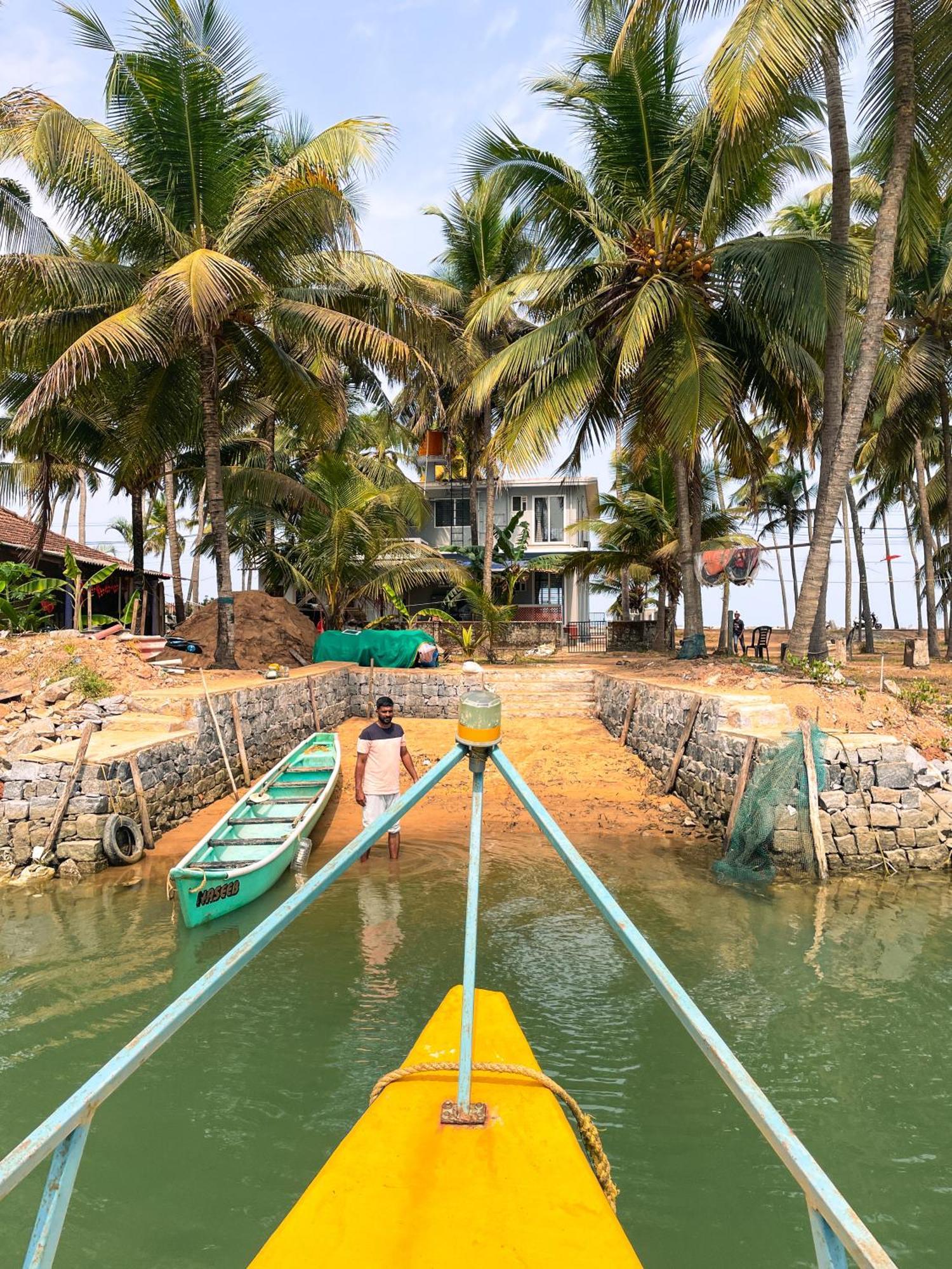 Gintara Beach Homestay By Evaddo Kalyānpur Eksteriør billede