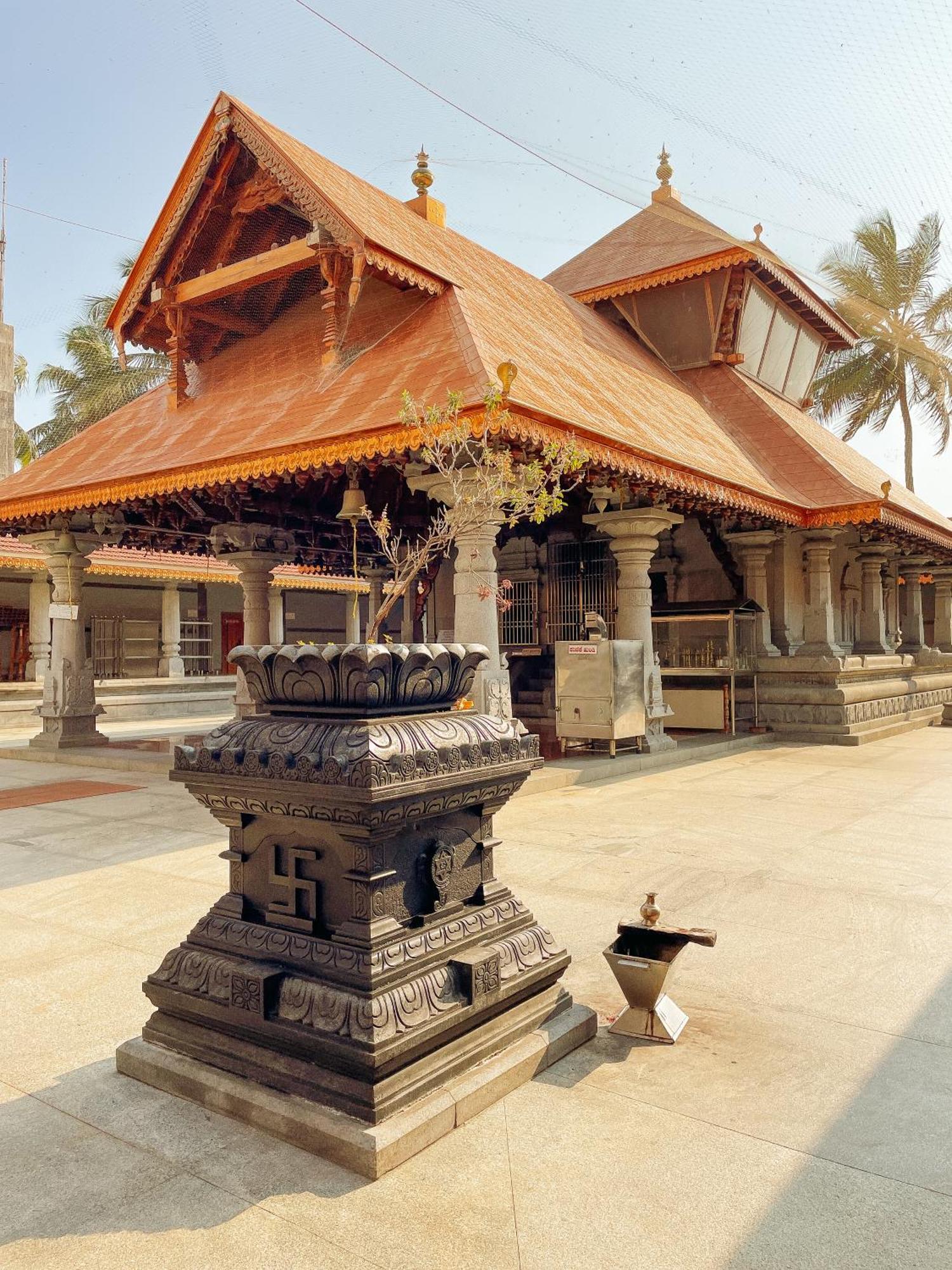 Gintara Beach Homestay By Evaddo Kalyānpur Eksteriør billede